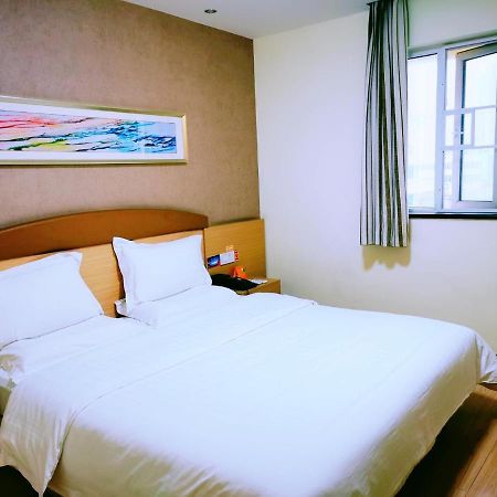 7Days Inn Nanning Min Zu Avenue Exterior photo